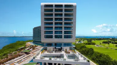 Hyatt Vivid Grand Island