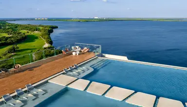 Hyatt Vivid Grand Island