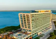 Hyatt Vivid Grand Island