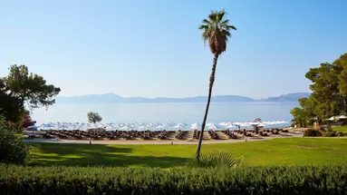 Hydra Beach Resort