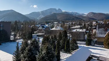 Hyrny