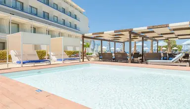 I Resort Beach