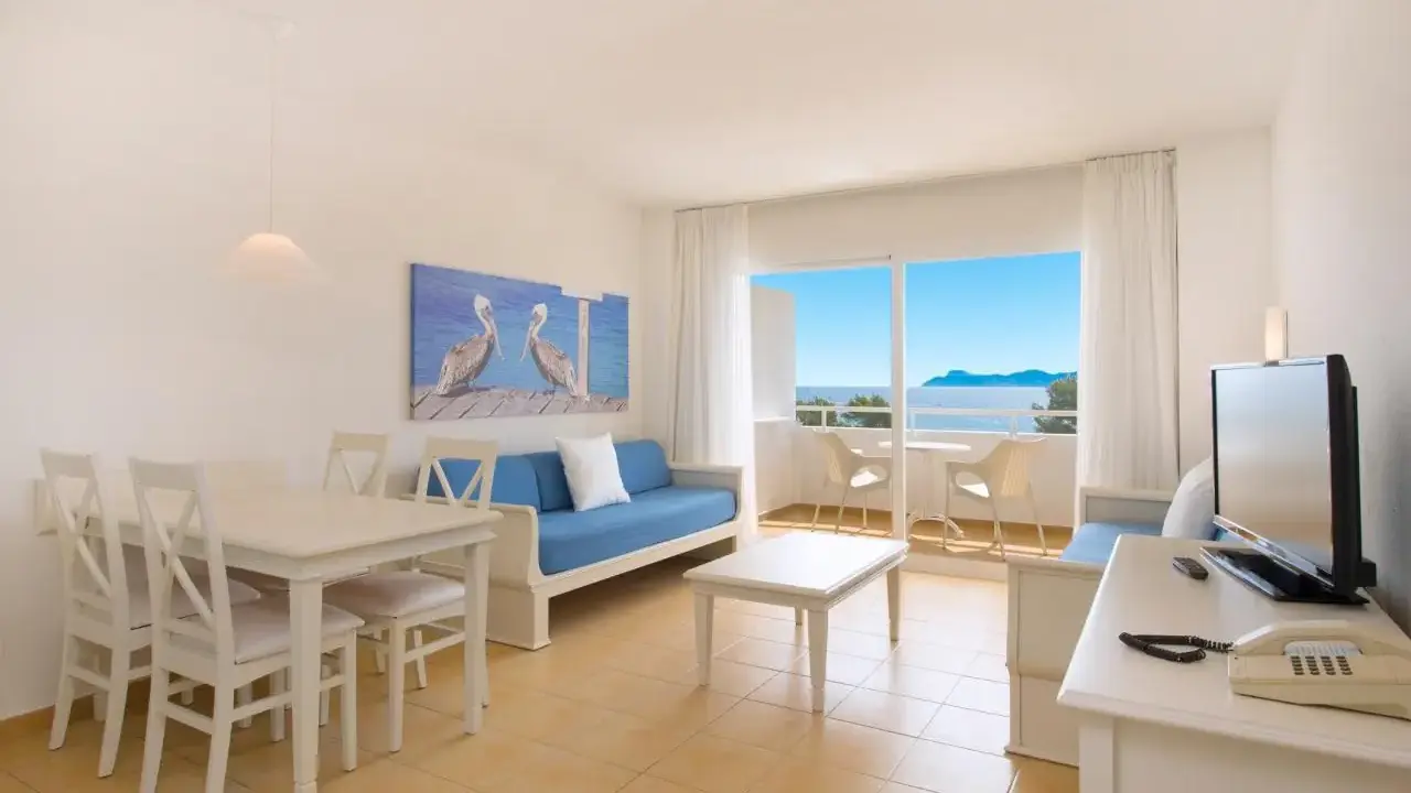 Iberostar Waves Ciudad Blanca