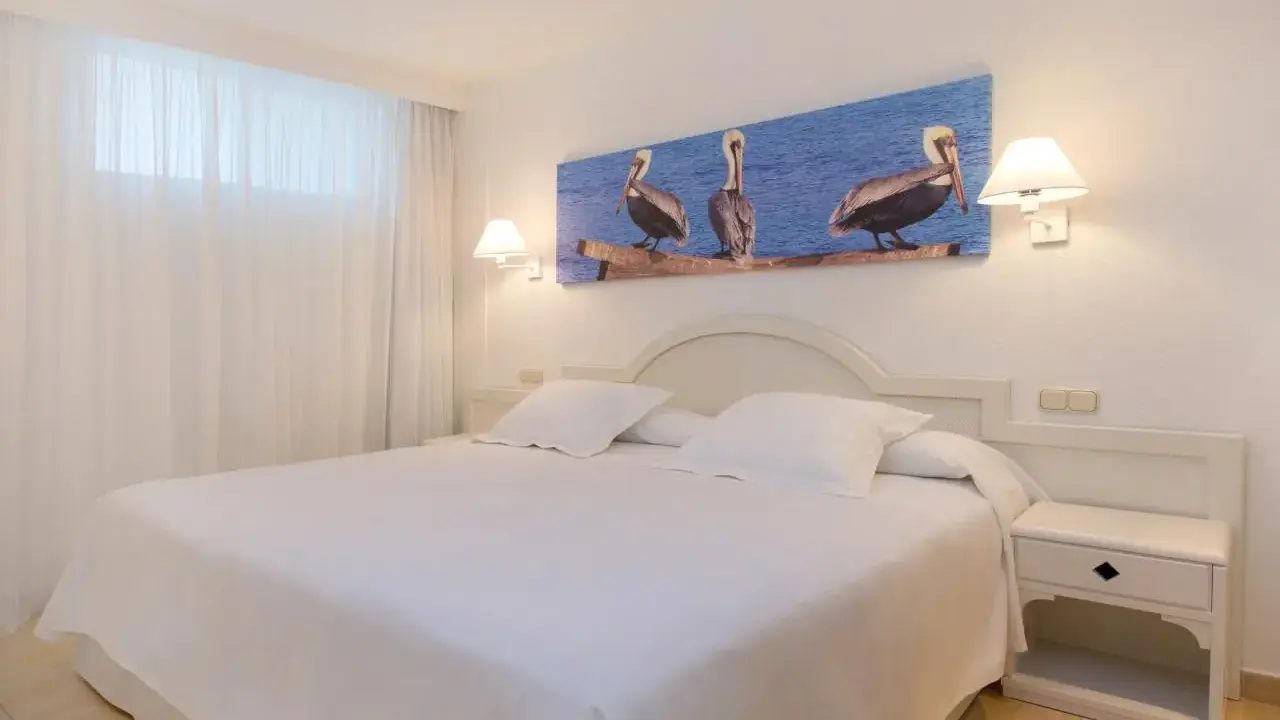 Iberostar Waves Ciudad Blanca