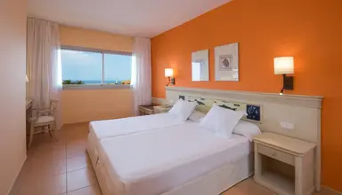 Iberostar Waves Gaviotas Park