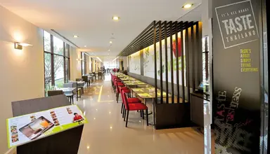 Ibis Bangkok Riverside