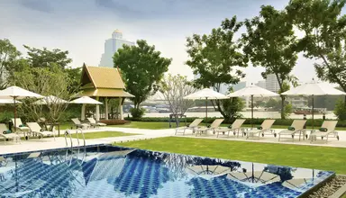 Ibis Bangkok Riverside