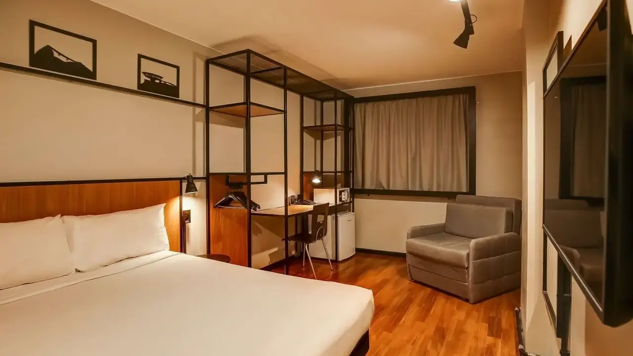 Ibis Copacabana Posto 2