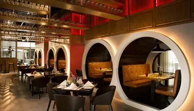 Ibis One Central