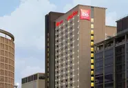 Ibis One Central