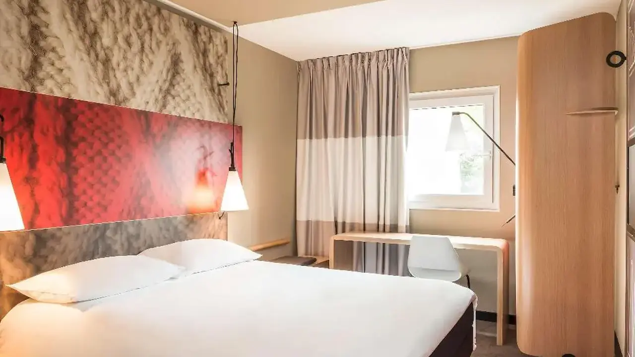 ibis Paris Porte d' Orleans