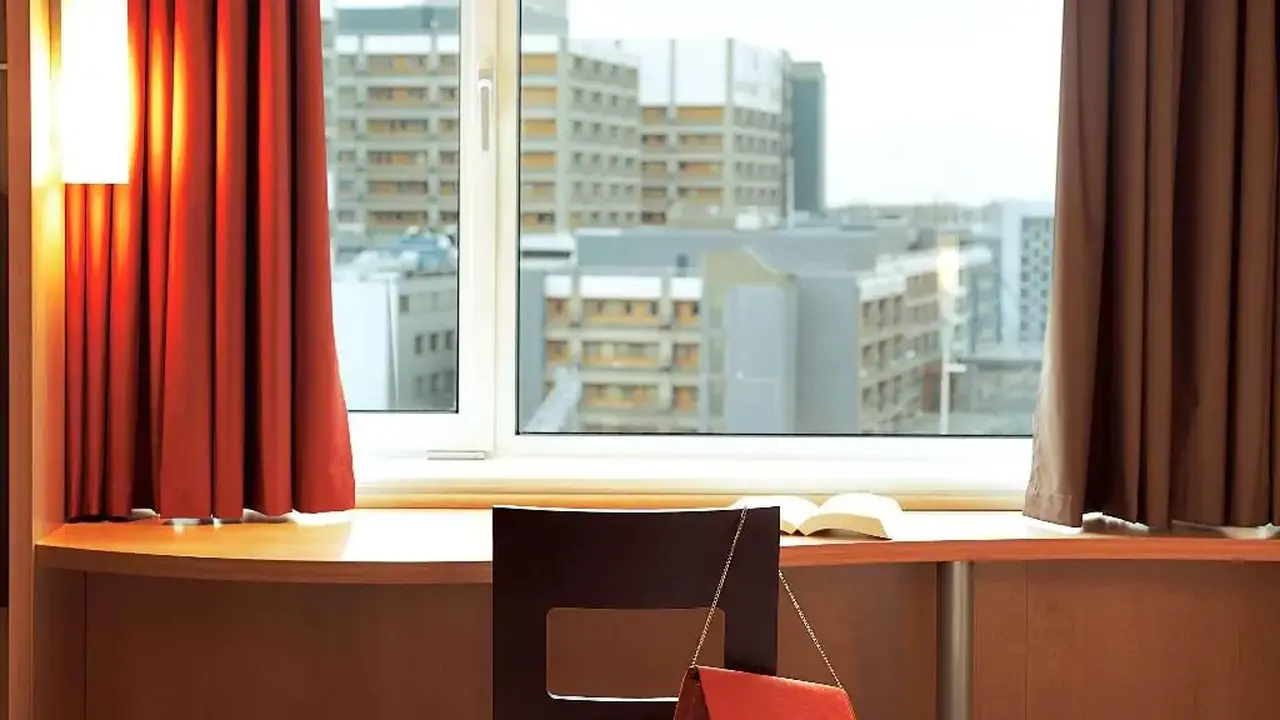 ibis Paris Porte d' Orleans