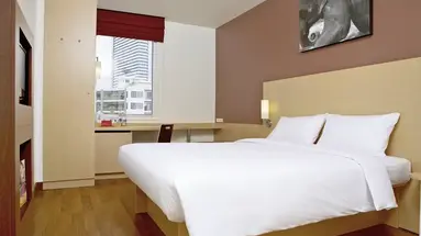 Ibis Sathorn