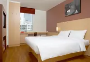 Ibis Sathorn