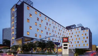 Ibis Sathorn