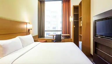 Ibis Singapore Novena