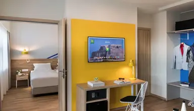 ibis Styles Athens Routes