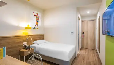 ibis Styles Athens Routes