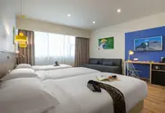 ibis Styles Athens Routes