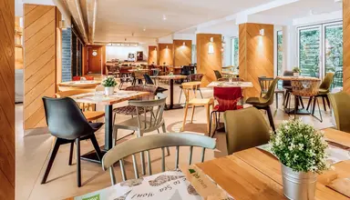 Ibis Styles Golden Sands Roomer Hotel