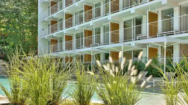 Ibis Styles Golden Sands Roomer Hotel