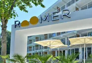 Ibis Styles Golden Sands Roomer Hotel
