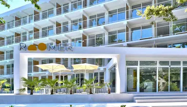 Ibis Styles Golden Sands Roomer Hotel