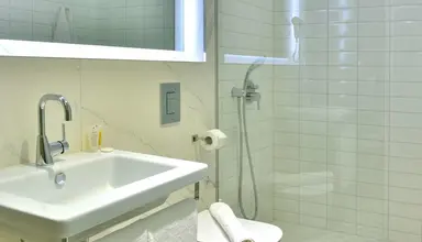 Ibis Styles Golden Sands Roomer Hotel