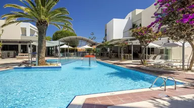 Ibiscos Garden