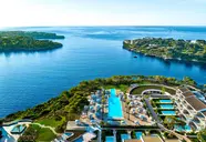Ikos Porto Petro