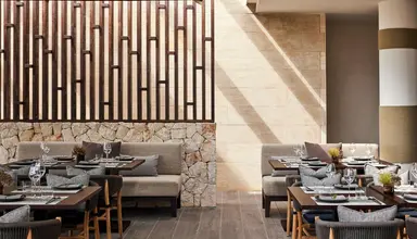 Ikos Porto Petro