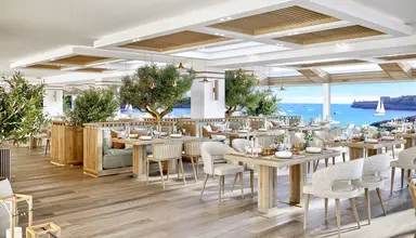 Ikos Porto Petro