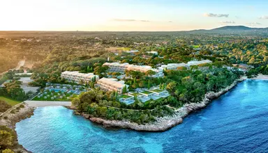 Ikos Porto Petro