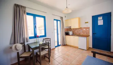 Iliana Apartments & Hotel