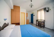 Iliana Apartments & Hotel