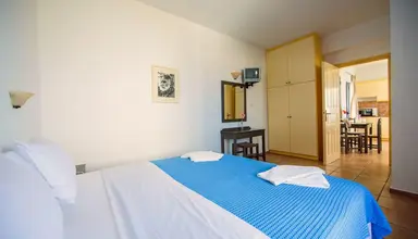 Iliana Apartments & Hotel