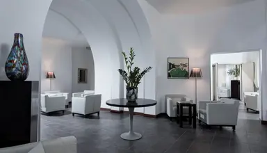 Indigo Sant Elena