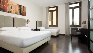 Indigo Sant Elena