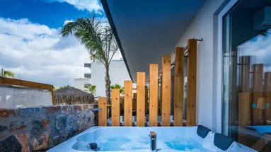 Infinity Blue Boutique Hotel & Spa