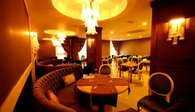 Insula Resort