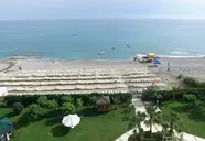 Insula Resort