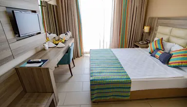 Insula Resort