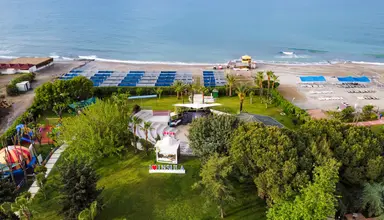 Insula Resort