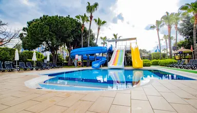 Insula Resort