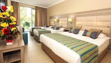 Insula Resort