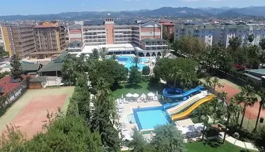 Insula Resort