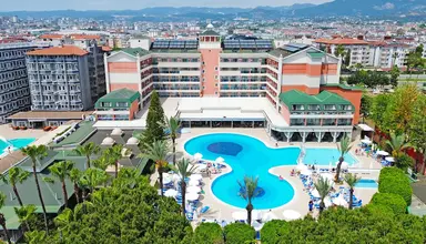 Insula Resort