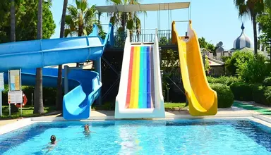 Insula Resort