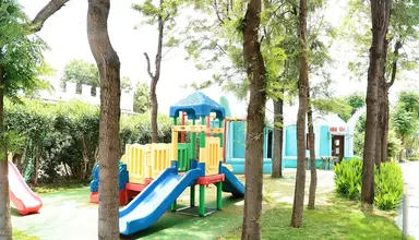 Insula Resort