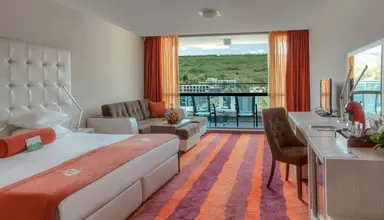 International Cassino & Tower Suites